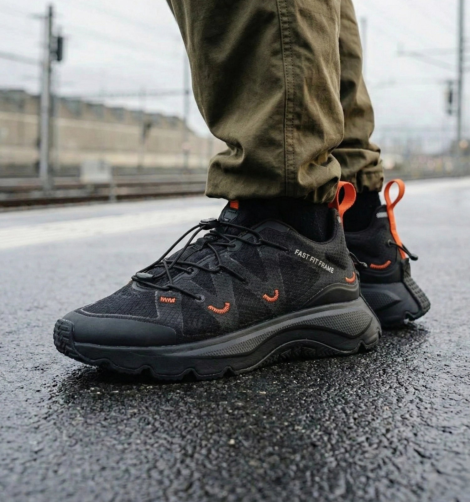 Thunder Lite Phantom Sneakers Black