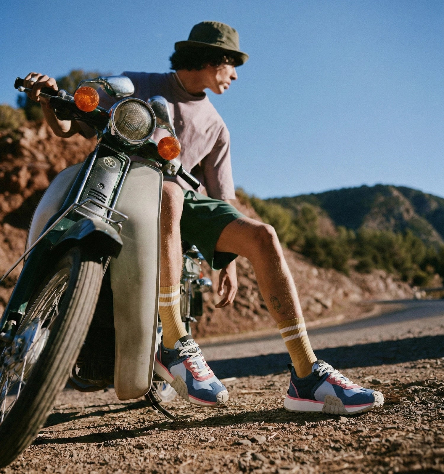 Troop Runner Sneakers Blue Provence